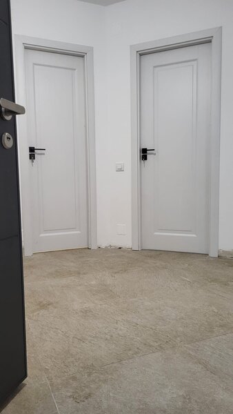 Calea Dorobantilor, liceul Caragiale,