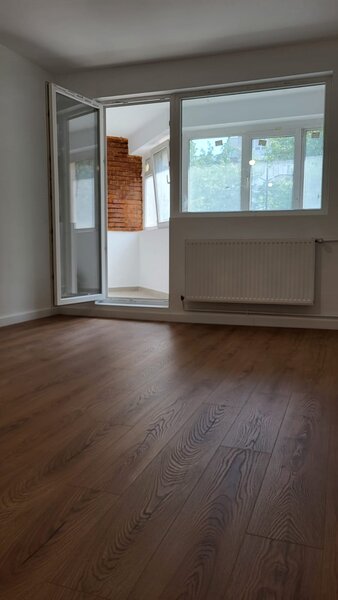 Calea Dorobantilor, liceul Caragiale,